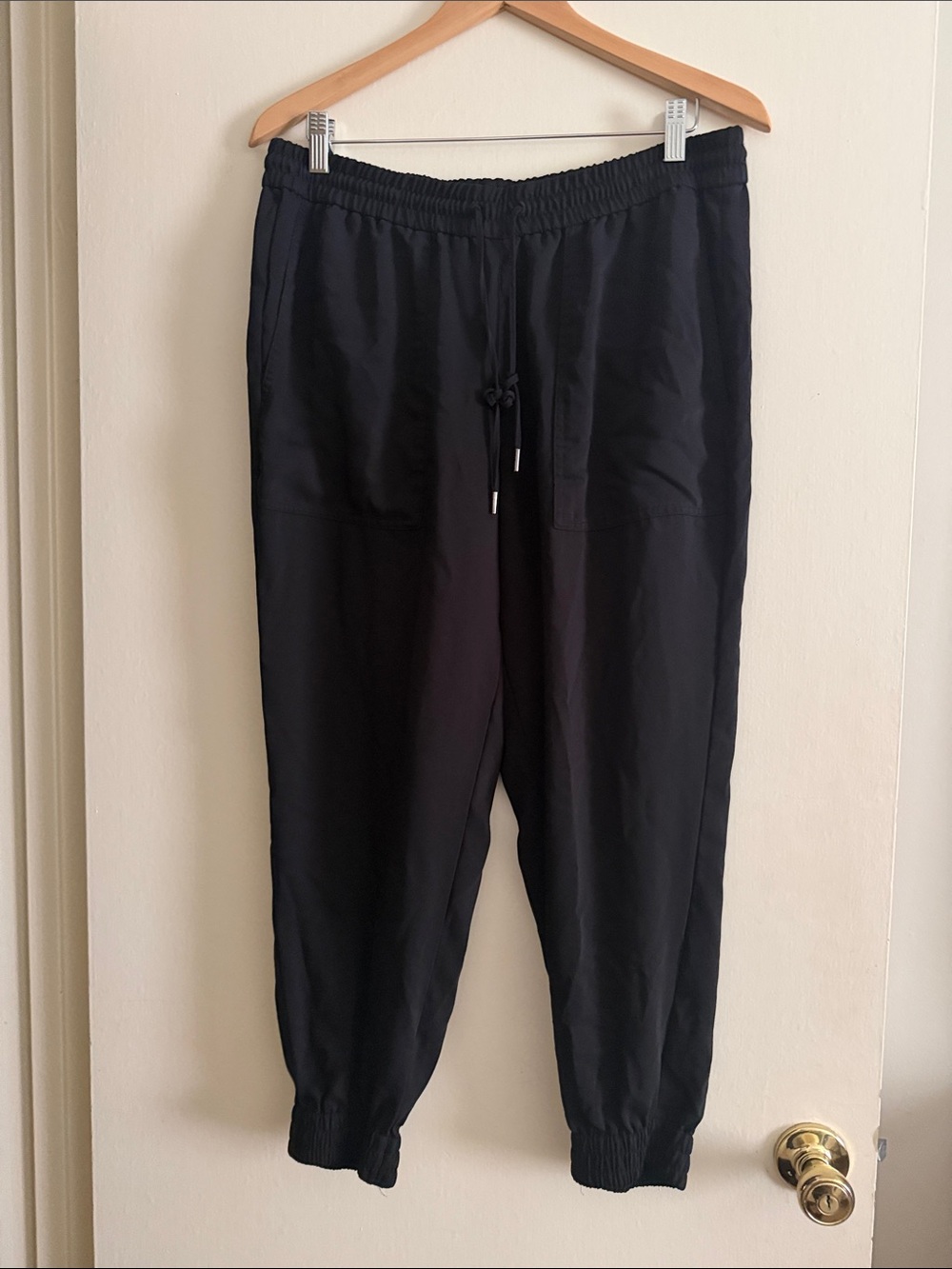 Ann Taylor Women’s Black Drawstring Jogger Pants